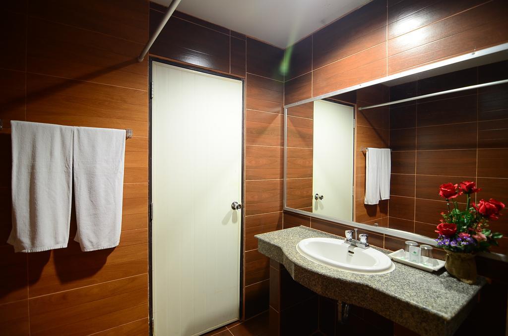 Ranong Garden Hotel Quarto foto