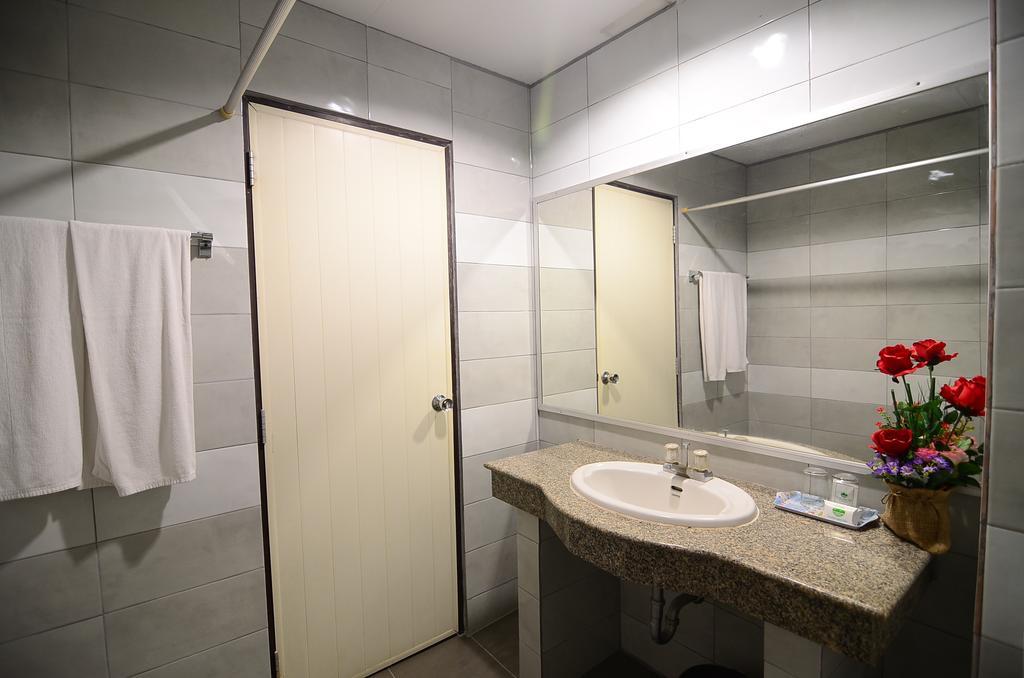 Ranong Garden Hotel Quarto foto